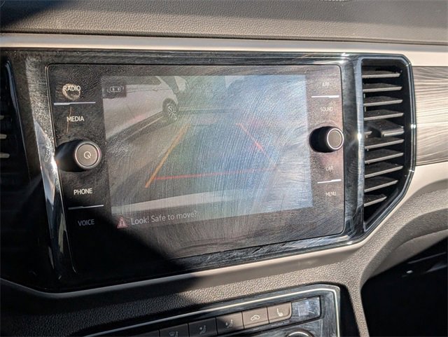 Used 2022 Volkswagen Atlas Cross Sport SE image 17