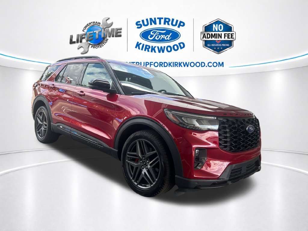 Certified 2025 Ford Explorer ST AWD/4WD image 9