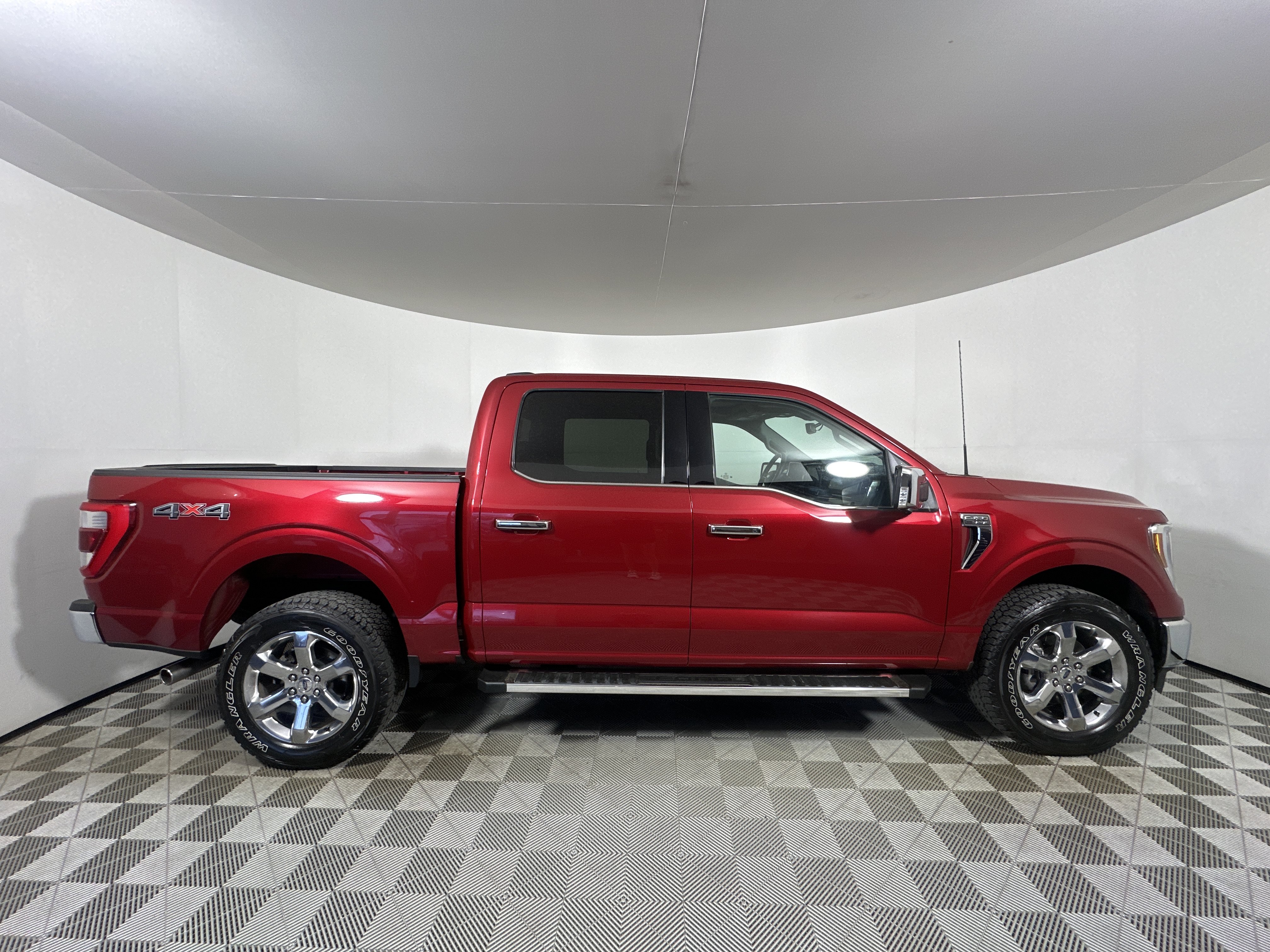 Certified 2022 Ford F150 Lariat w/ Equipment Group 502A High AWD/4WD image 8