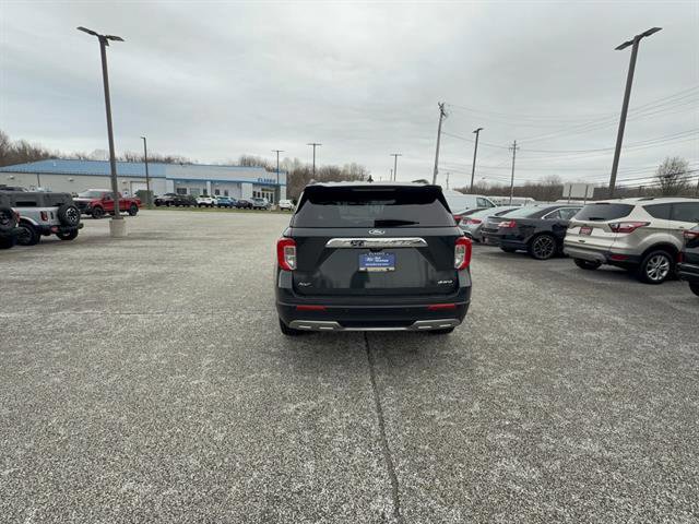 Certified 2023 Ford Explorer XLT w/ Equipment Group 202A AWD/4WD image 4