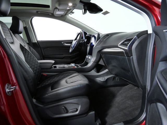 Certified 2024 Ford Edge Titanium w/ Equipment Group 301A image 10