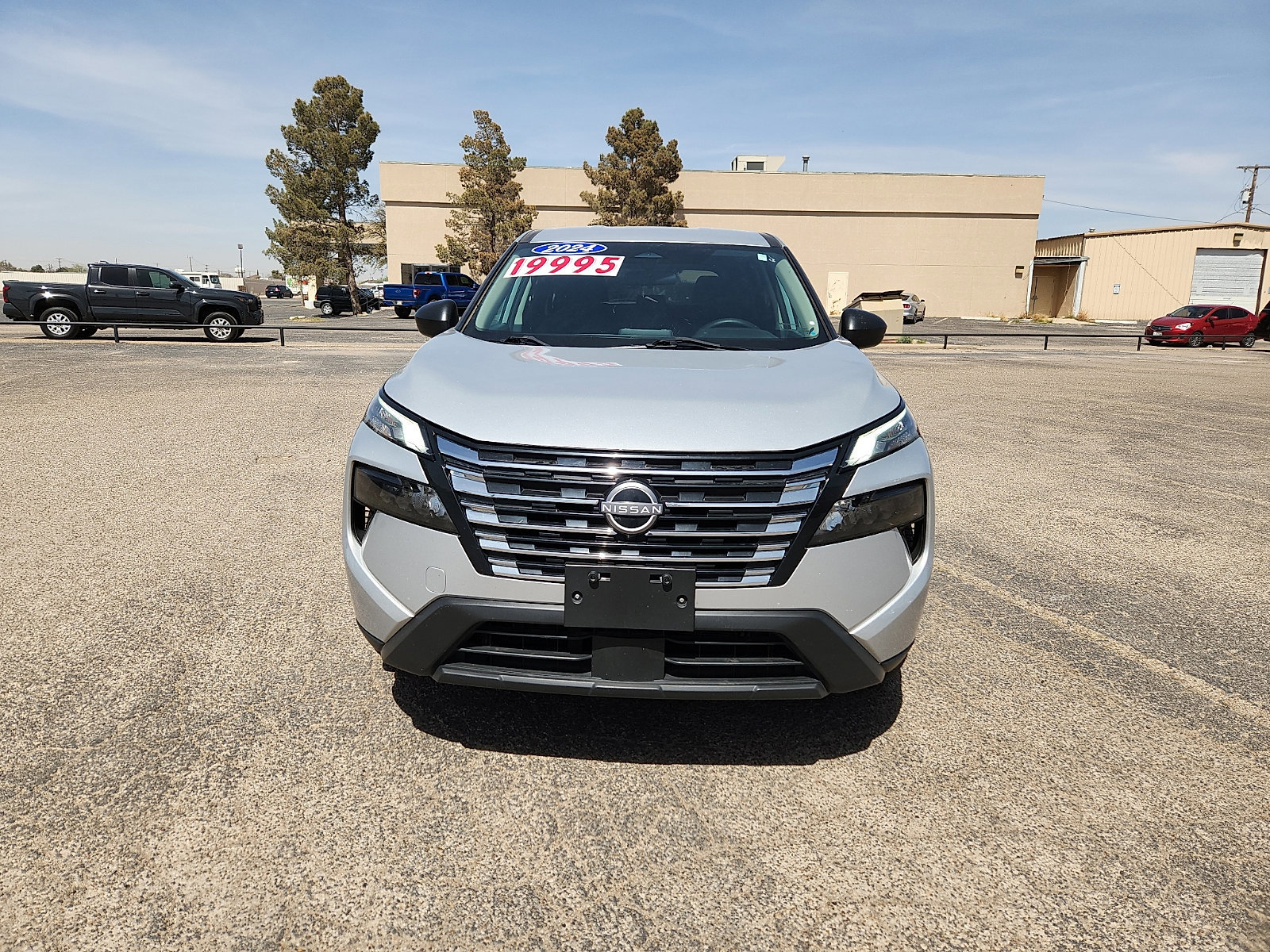 Used 2024 Nissan Rogue S image 8