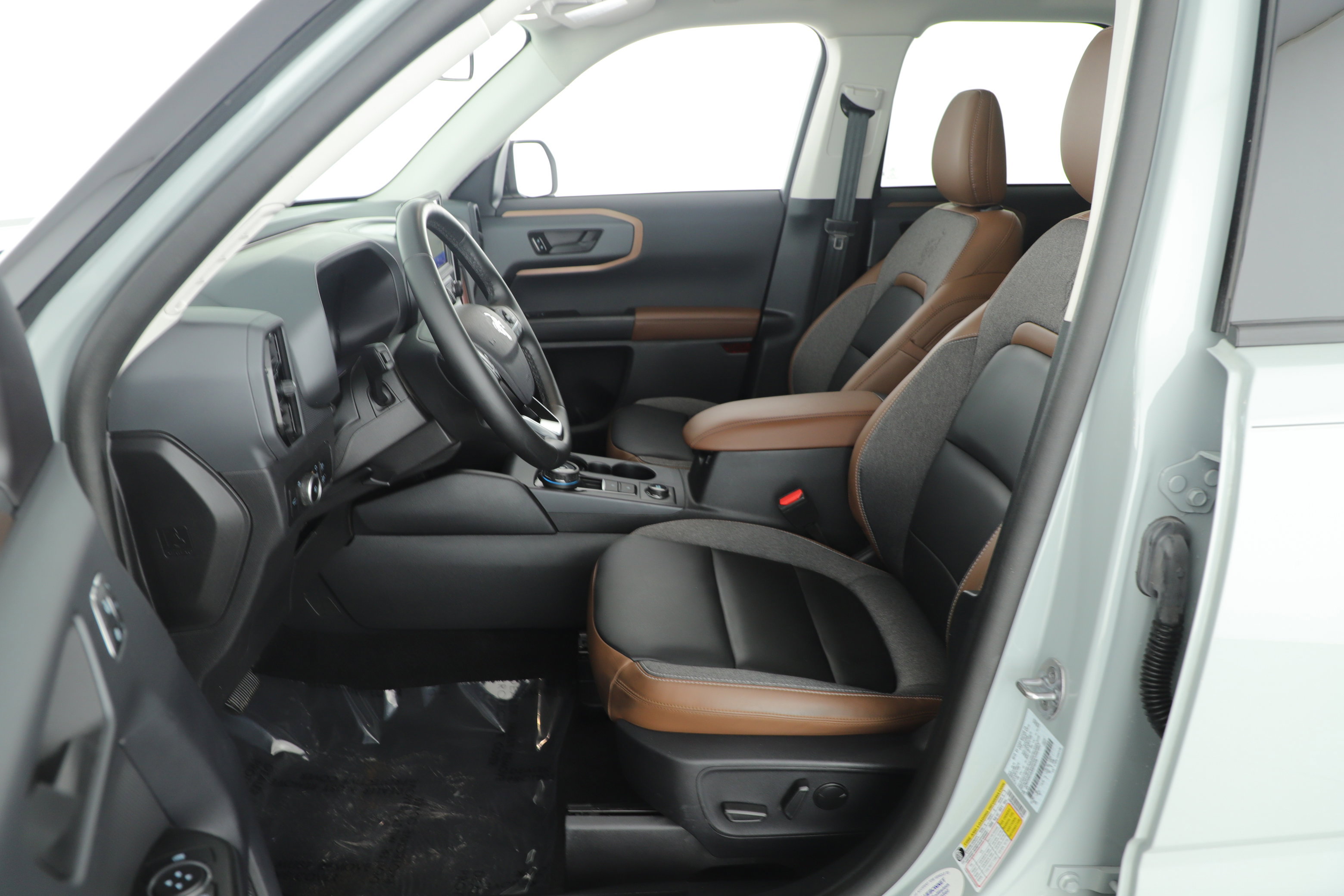 Certified 2024 Ford Bronco Sport Outer Banks image 8