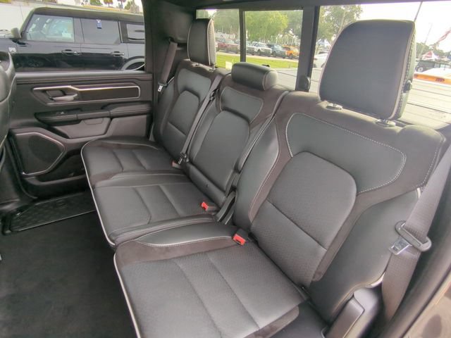 Used 2025 RAM 1500 Laramie w/ Sport Appearance Package AWD/4WD image 14
