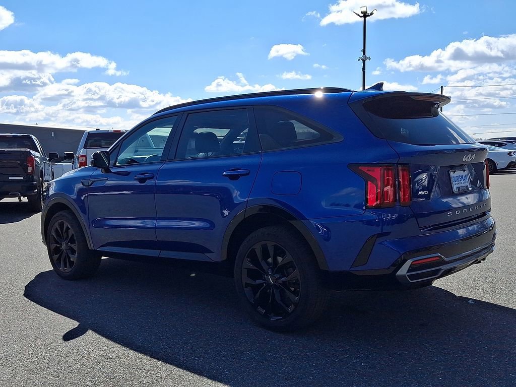 Used 2022 Kia Sorento SX image 4