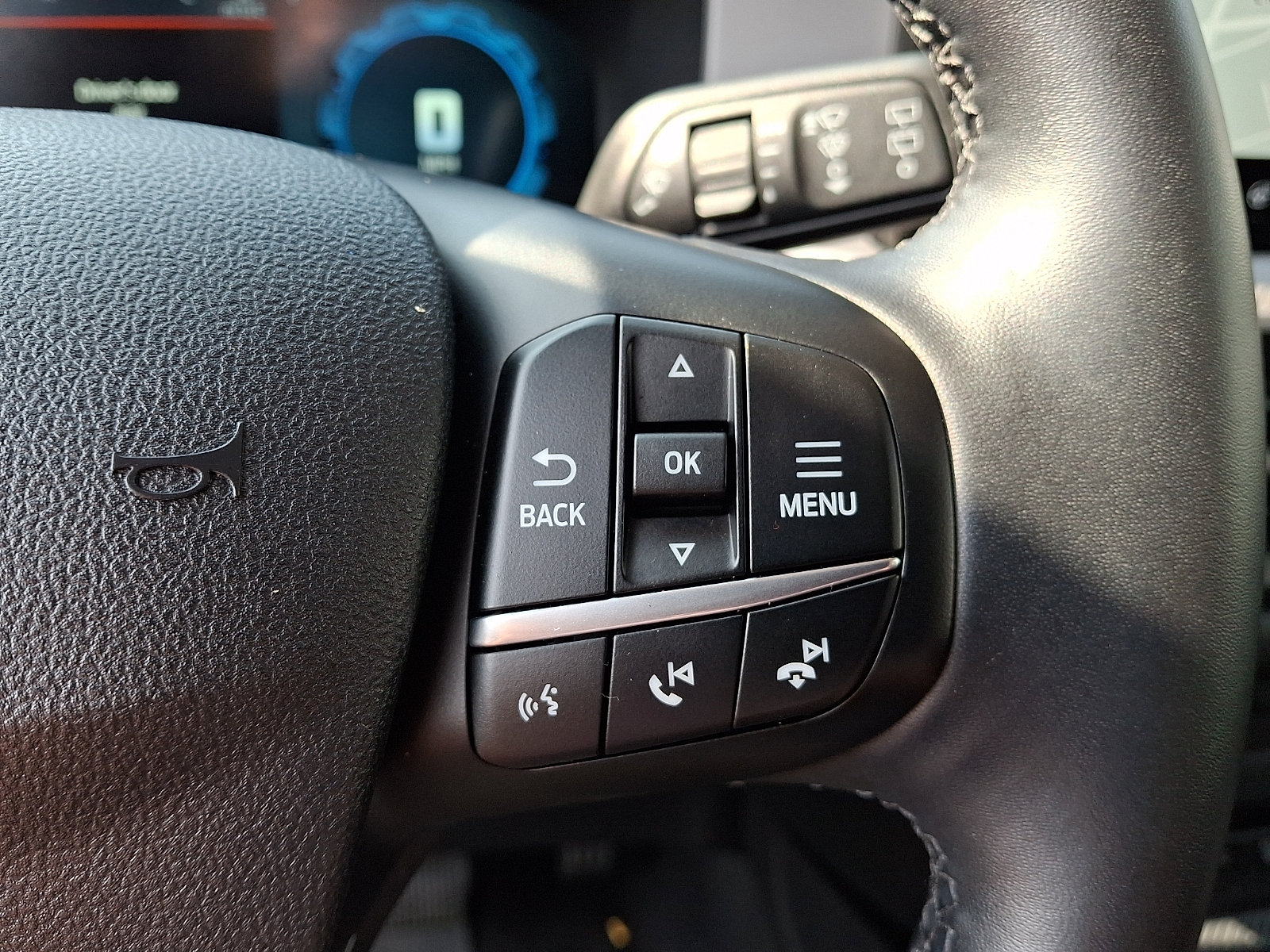 Certified 2025 Ford Bronco Sport Outer Banks w/ Outer Banks Tech Package+ AWD/4WD image 23