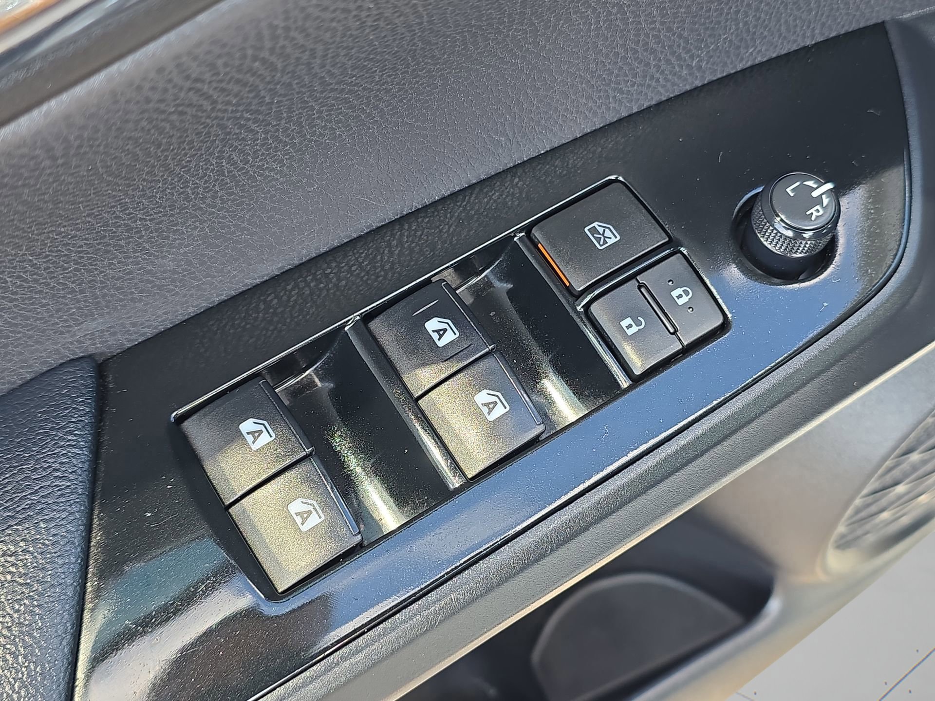 Used 2017 Toyota Prius Four image 45