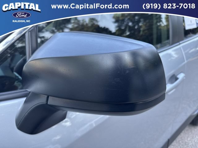 Used 2025 Toyota RAV4 LE AWD/4WD image 12