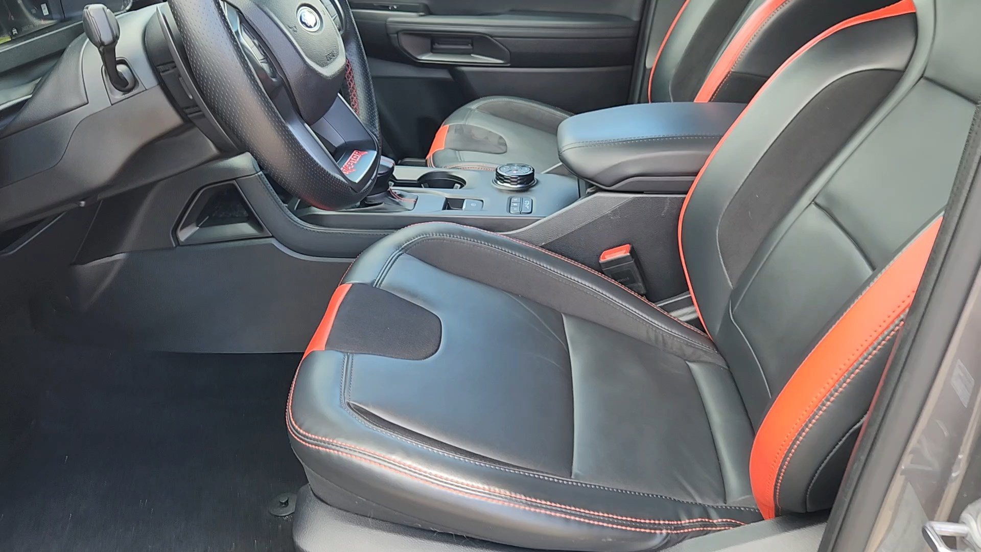 Certified 2025 Ford Ranger Raptor AWD/4WD image 31