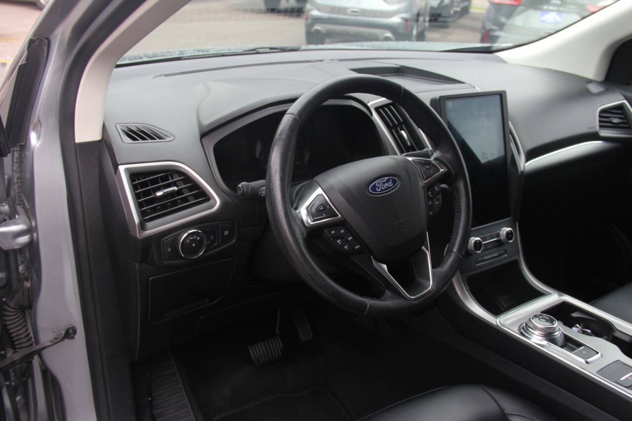 Certified 2022 Ford Edge SEL AWD/4WD image 27