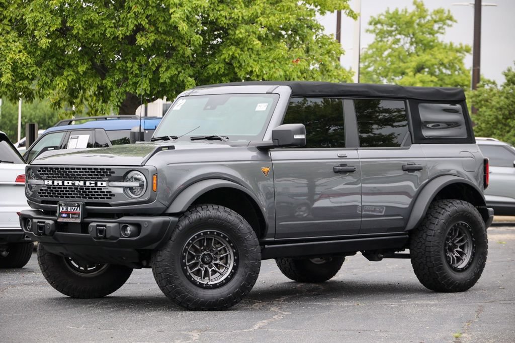 Certified 2022 Ford Bronco Badlands w/ Sasquatch Package AWD/4WD image 16