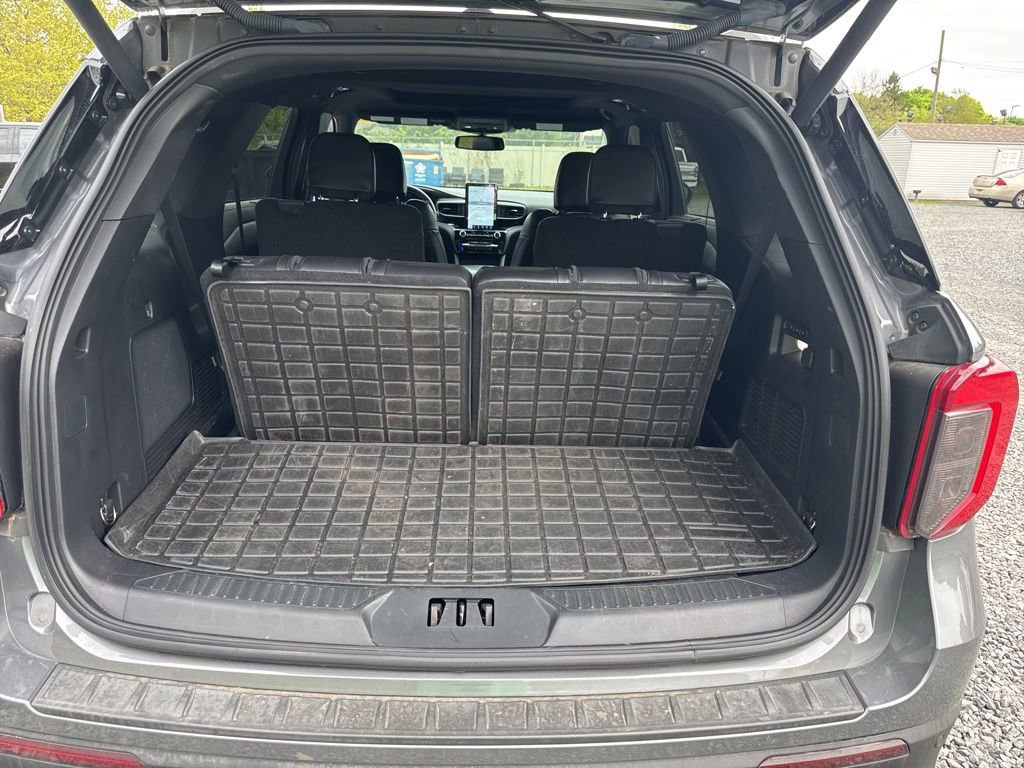 Certified 2021 Ford Explorer ST w/ Equipment Group 401A AWD/4WD image 8