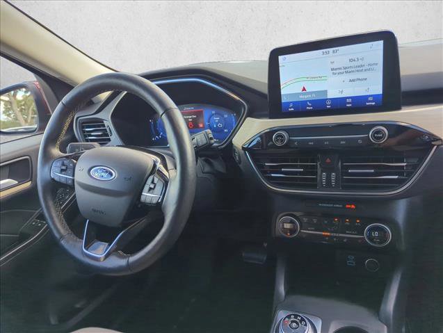 Certified 2021 Ford Escape Titanium w/ Titanium Premium Package image 28