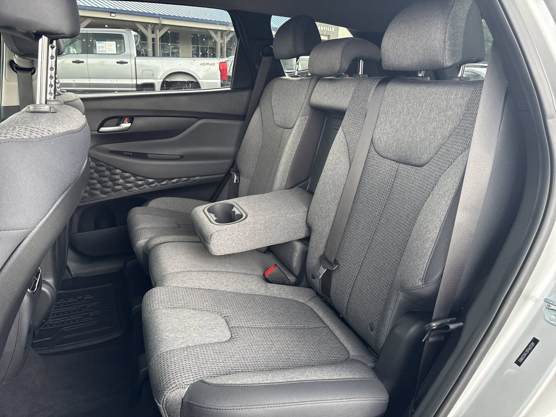 Used 2023 Hyundai Santa Fe SEL FWD image 16