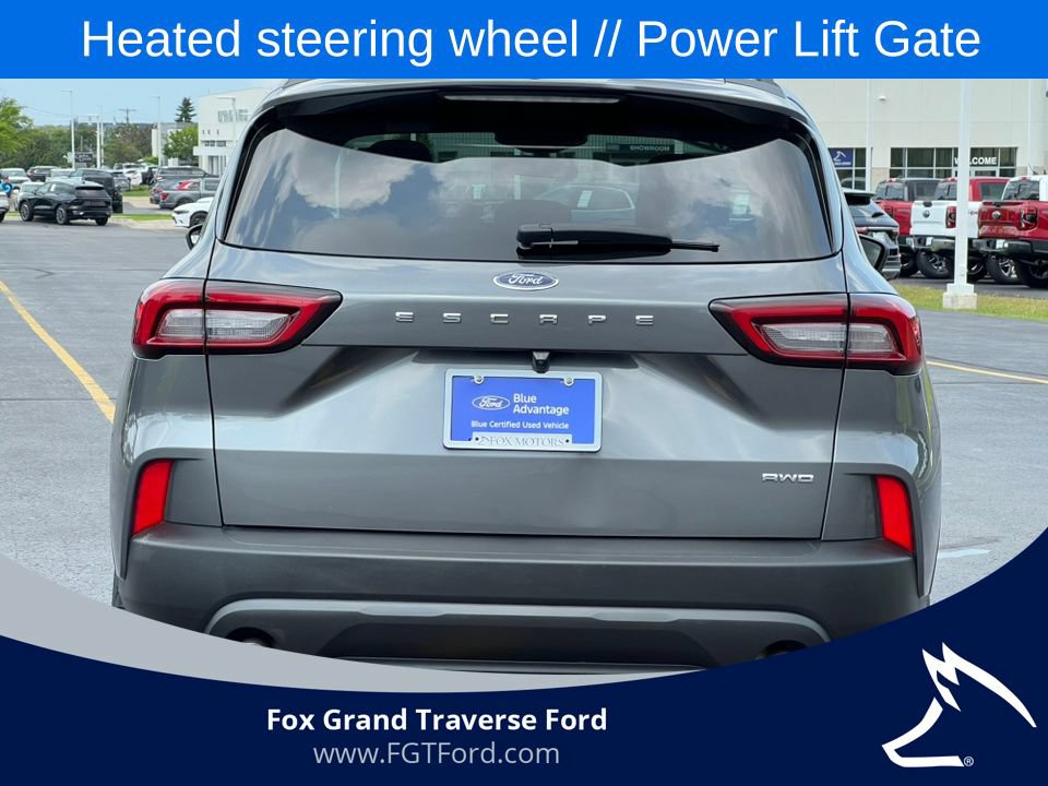 Certified 2025 Ford Escape ST-Line Select AWD/4WD image 36