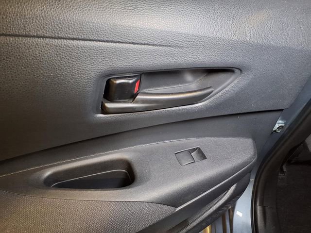 Used 2025 Toyota Corolla LE image 22