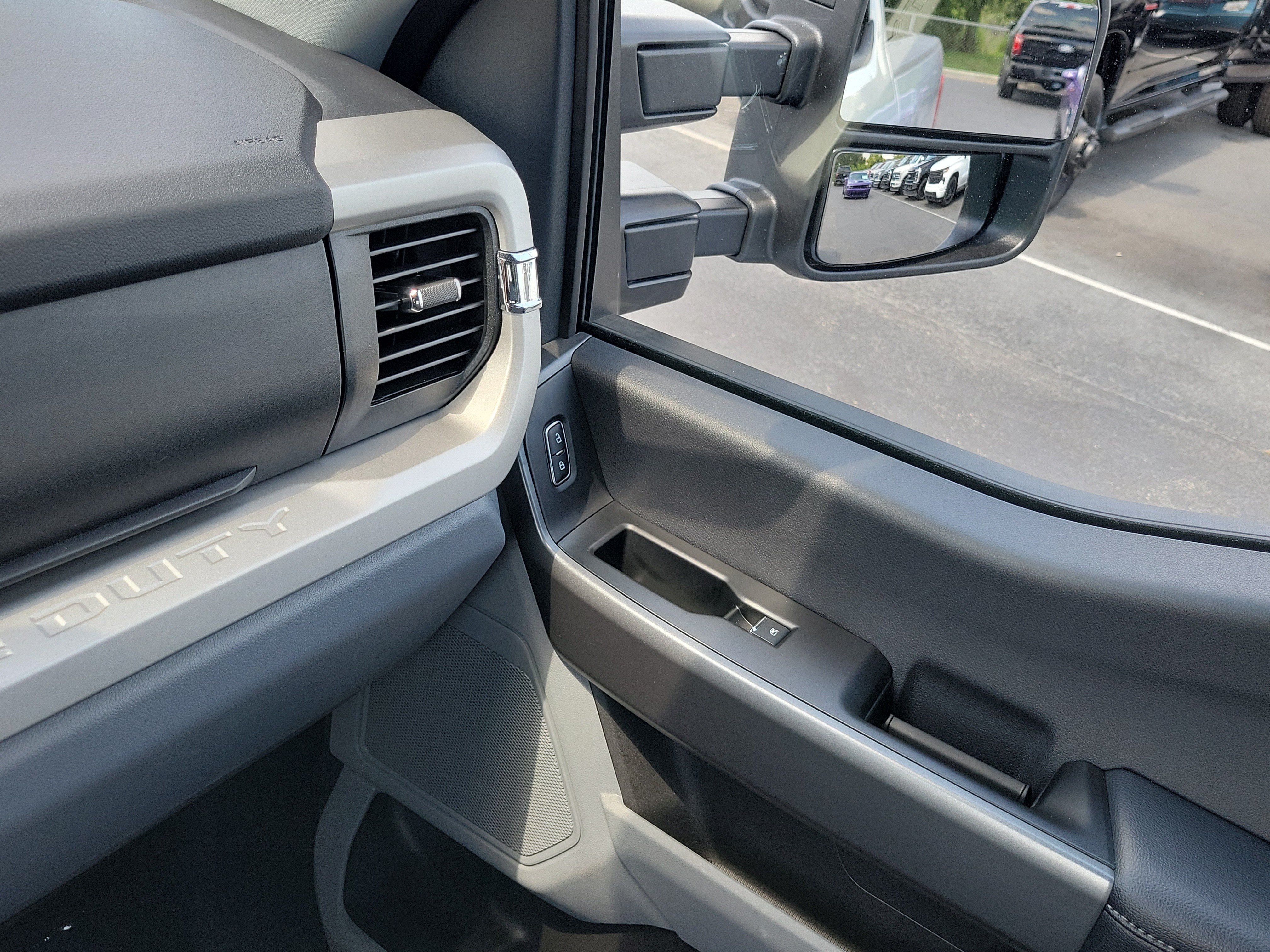 Certified 2026 Ford F350 XLT AWD/4WD image 28