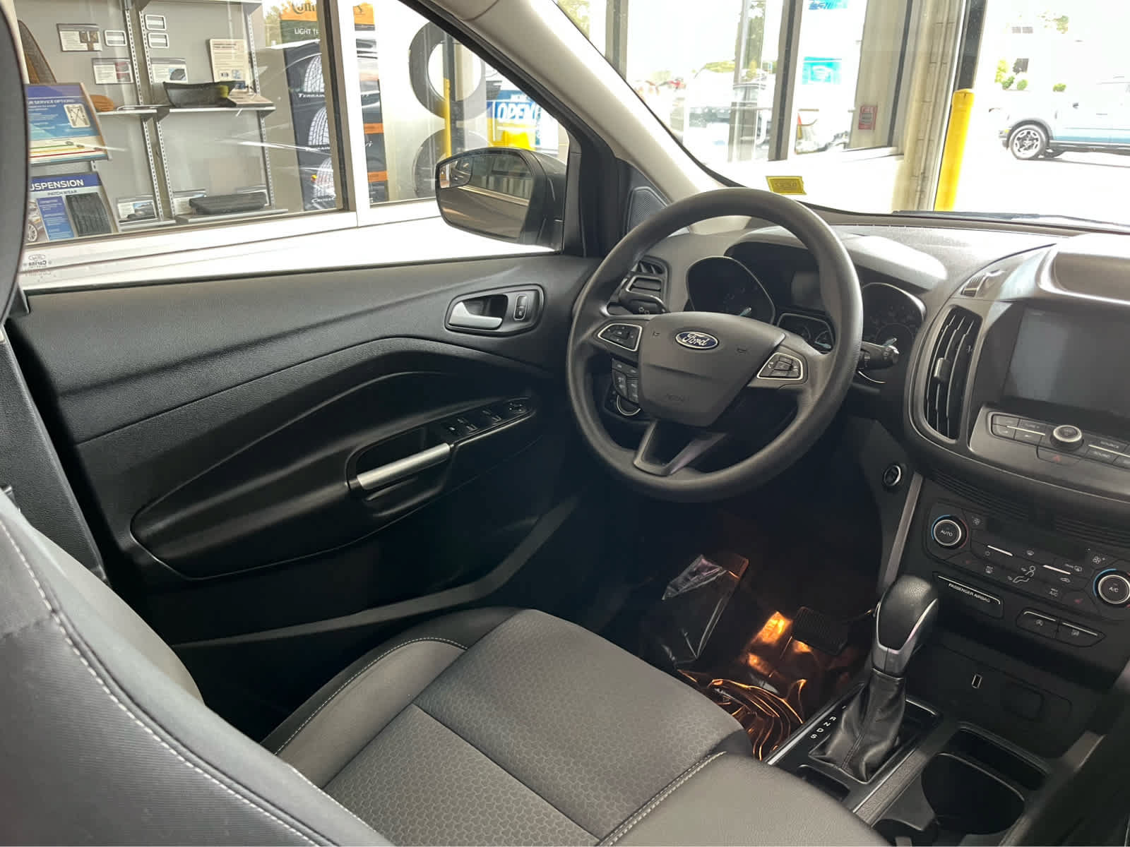 Certified 2019 Ford Escape SE AWD/4WD image 18