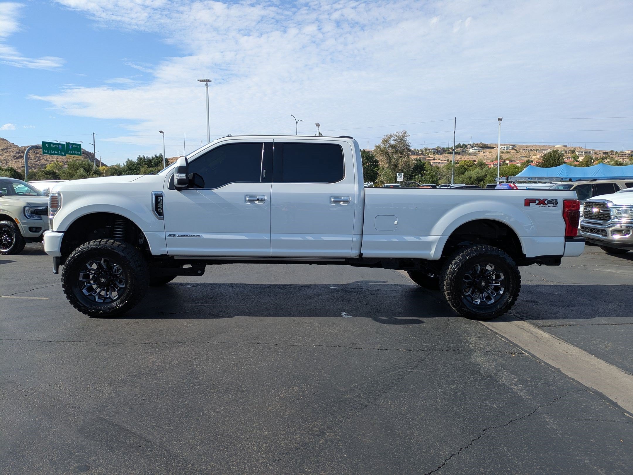 Certified 2022 Ford F350 Limited AWD/4WD image 9