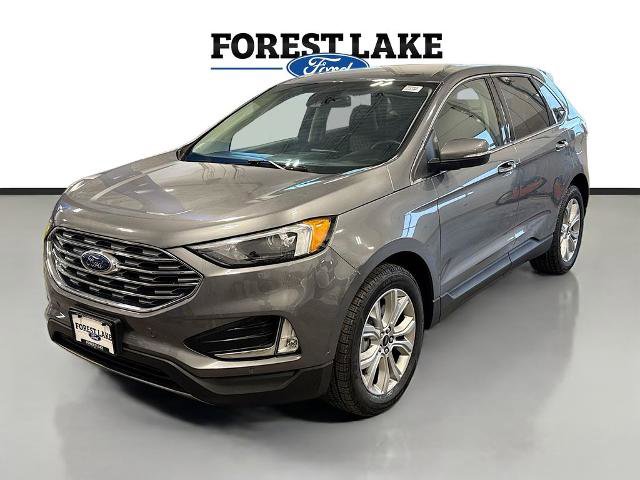 Certified 2024 Ford Edge Titanium image 3