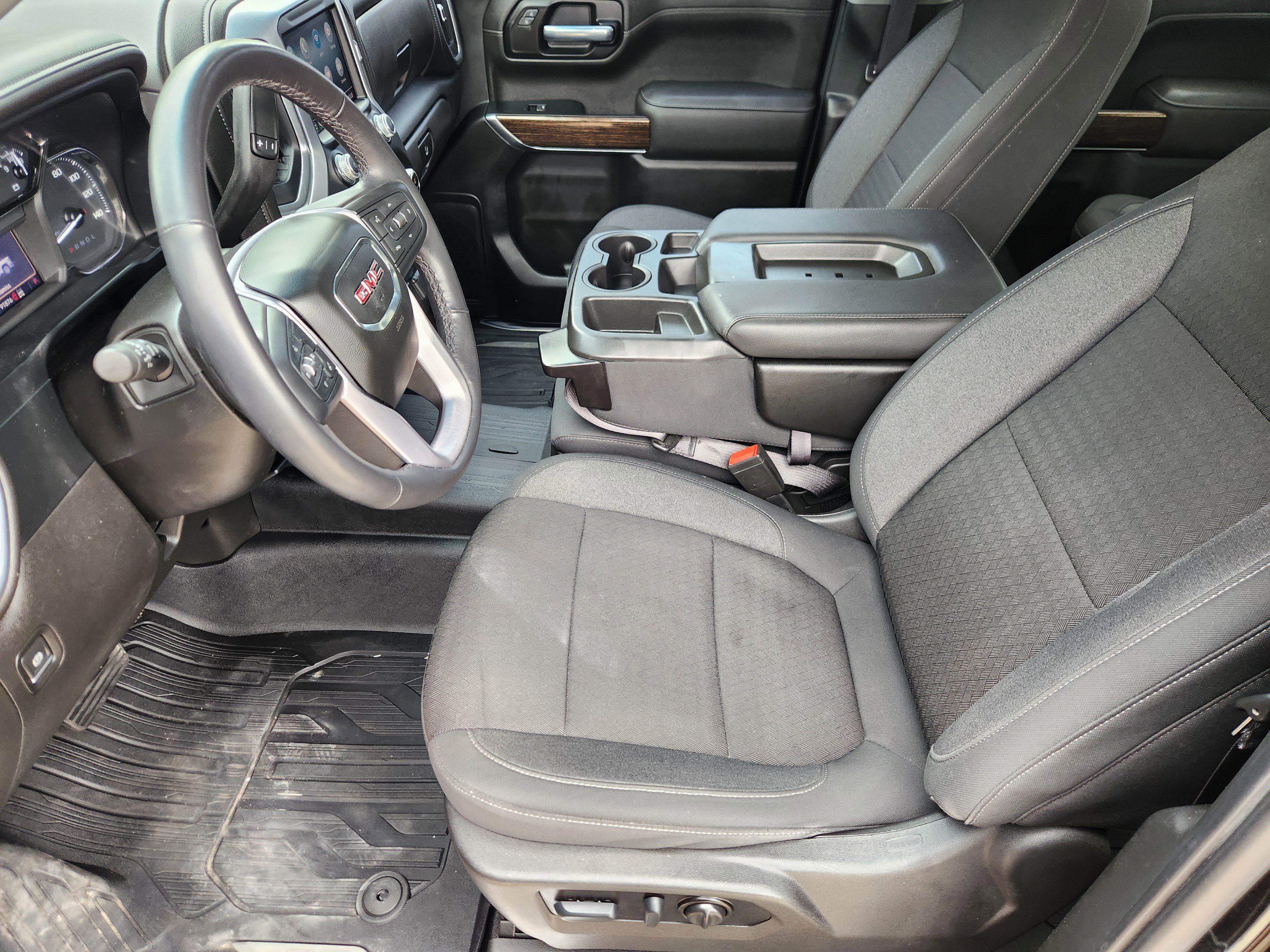 Used 2022 GMC Sierra 1500 Elevation w/ LPO, Elevation Black Package image 9