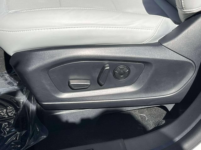 Certified 2026 Ford Explorer Platinum w/ LUX Leather Package AWD/4WD image 31