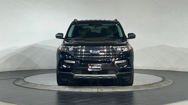 Certified 2023 Ford Explorer XLT w/ Equipment Group 202A AWD/4WD image 3