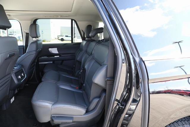 Certified 2025 Ford Expedition Max Active image 31