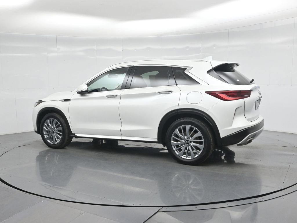 Used 2024 INFINITI QX50 Luxe image 18