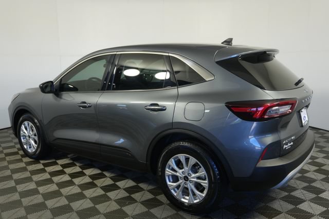 Certified 2023 Ford Escape Active w/ Cold Weather Package FWD image 5