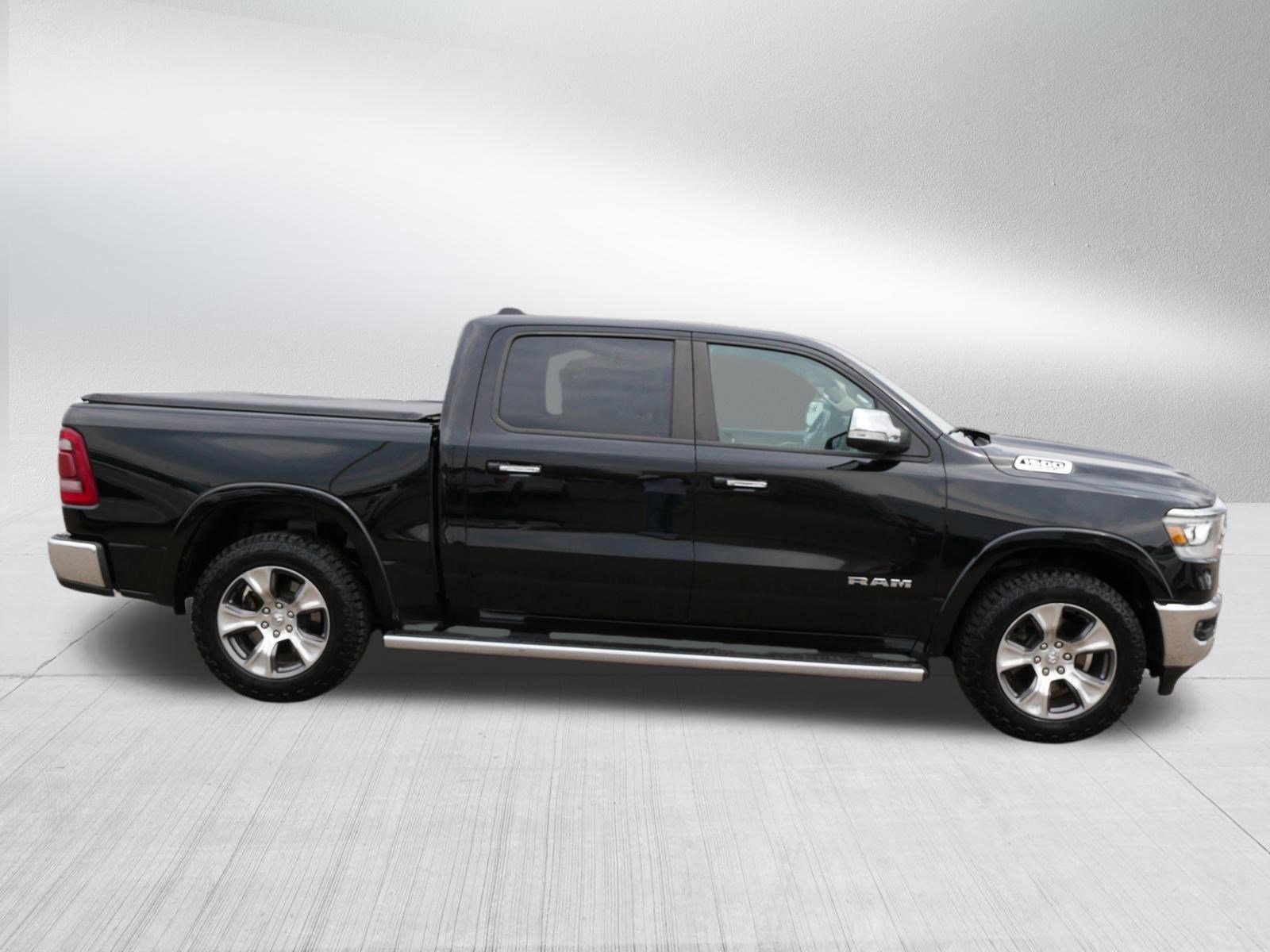 Used 2020 RAM 1500 Laramie AWD/4WD image 8