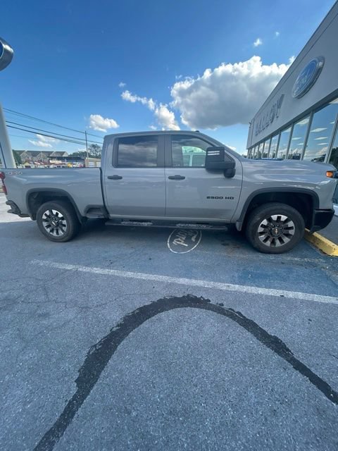 Used 2024 Chevrolet Silverado 2500 Custom w/ Custom Value Package
