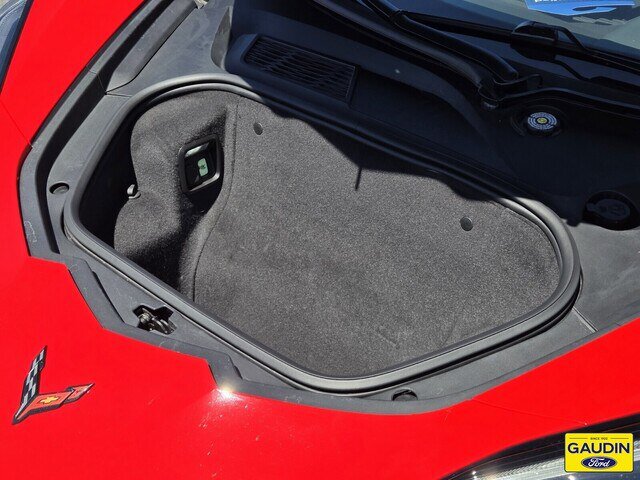 Used 2022 Chevrolet Corvette Stingray Coupe w/ 1LT RWD image 17
