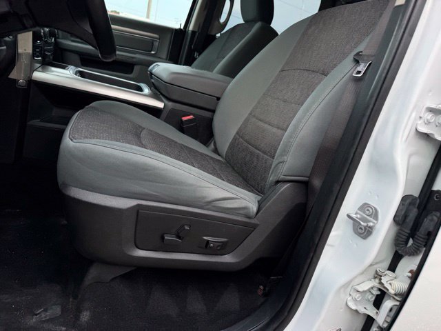 Used 2018 RAM 1500 SLT AWD/4WD image 6