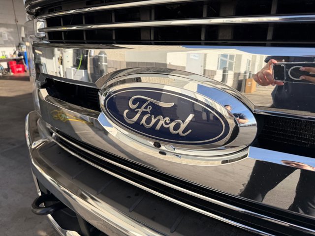 Certified 2019 Ford F350 Lariat w/ Lariat Ultimate Package image 24