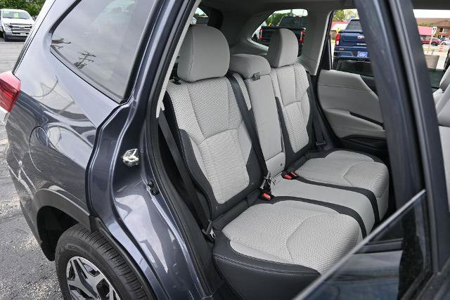 Used 2022 Subaru Forester Premium AWD/4WD image 24