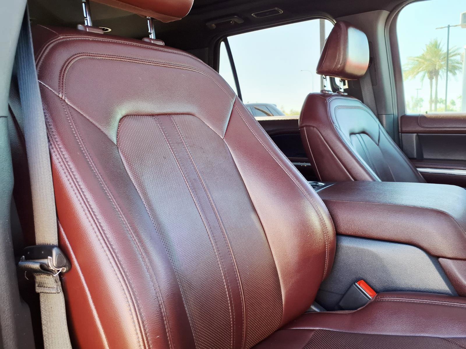 Certified 2023 Ford Expedition Limited image 12