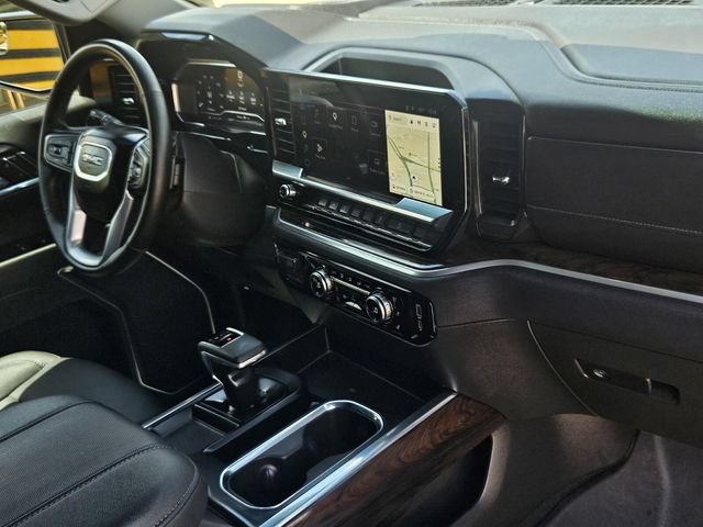 Used 2025 GMC Sierra 1500 SLT w/ SLT Premium Package AWD/4WD image 18
