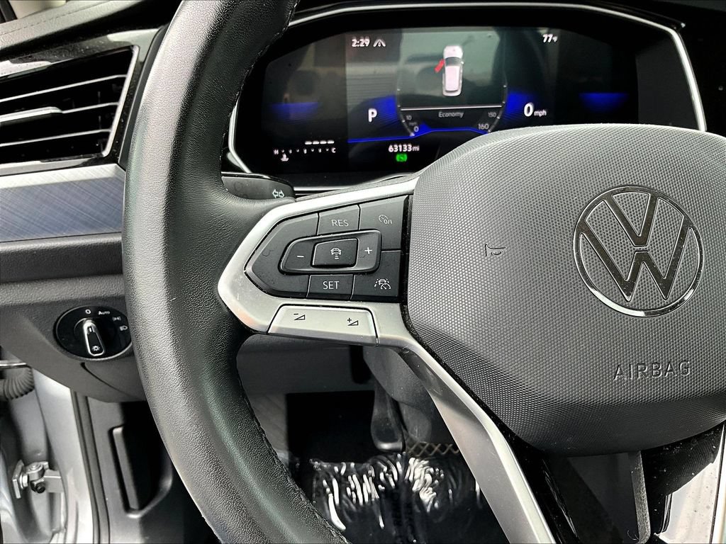 Used 2024 Volkswagen Jetta SE FWD image 11