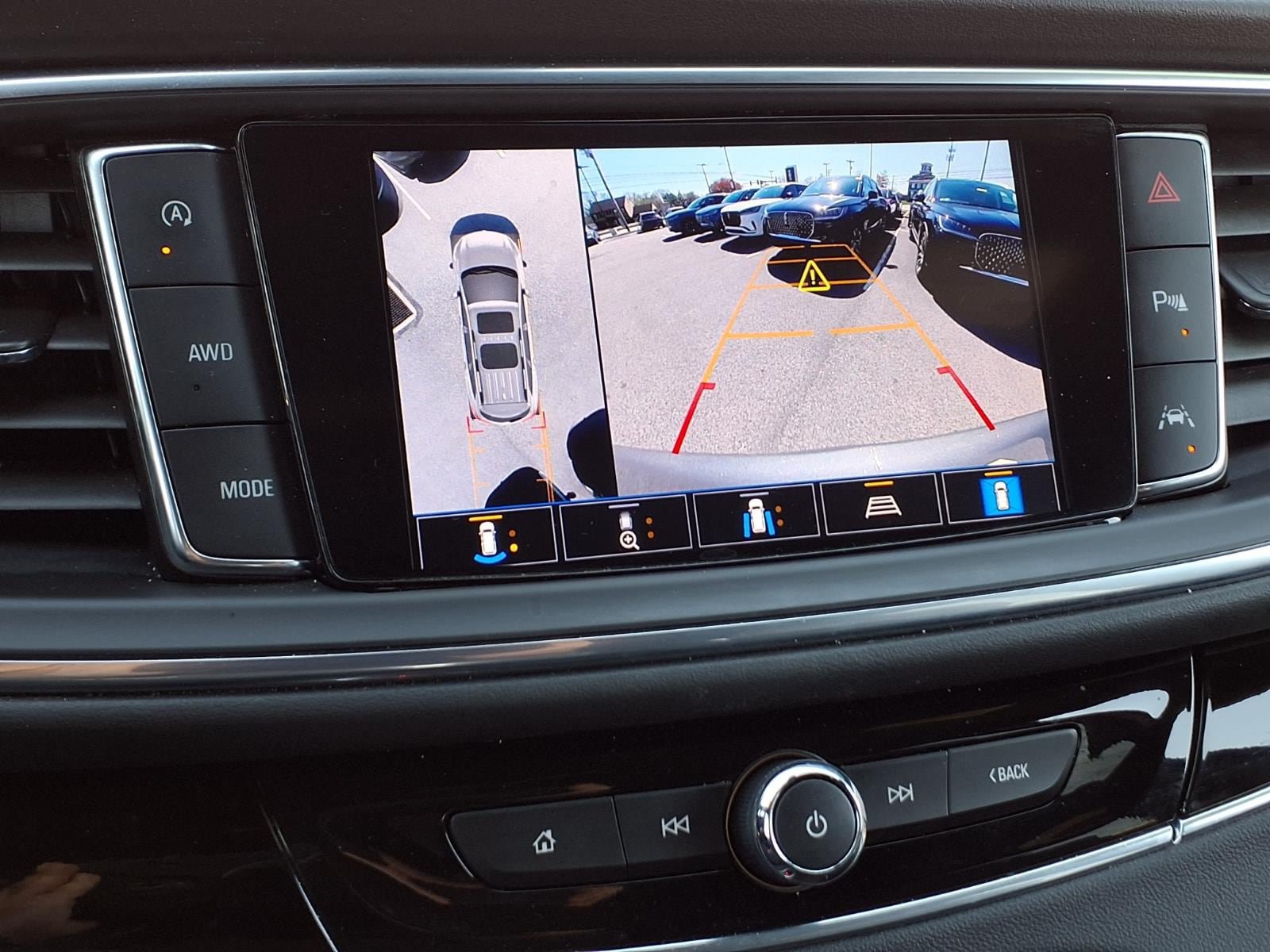 Used 2023 Buick Enclave Avenir w/ Avenir Technology Package AWD/4WD image 22