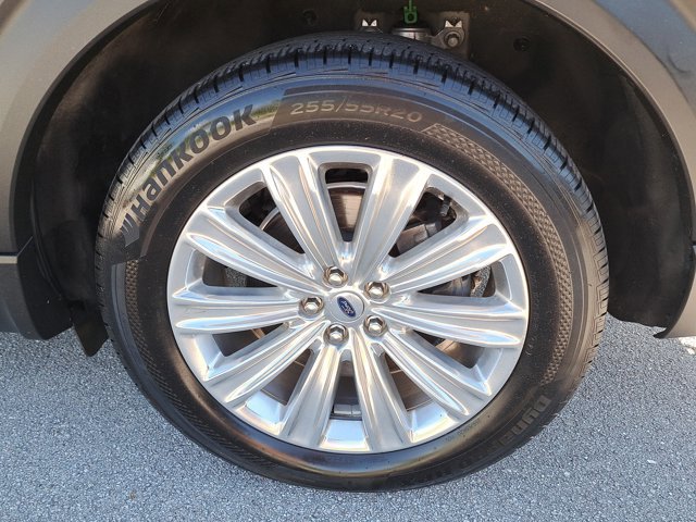 Certified 2021 Ford Explorer Limited w/ Hybrid Equipment Group 310A image 4