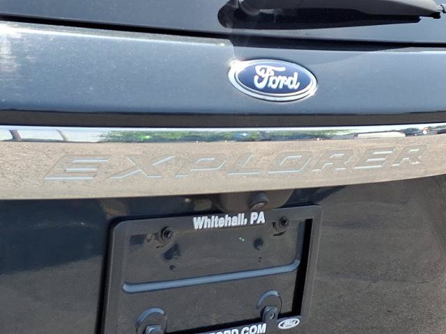 Certified 2023 Ford Explorer XLT w/ Equipment Group 202A AWD/4WD image 33