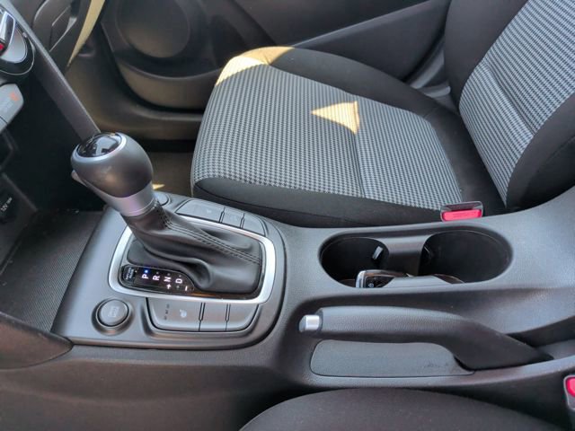 Used 2020 Hyundai Kona SEL w/ Cargo Package image 16