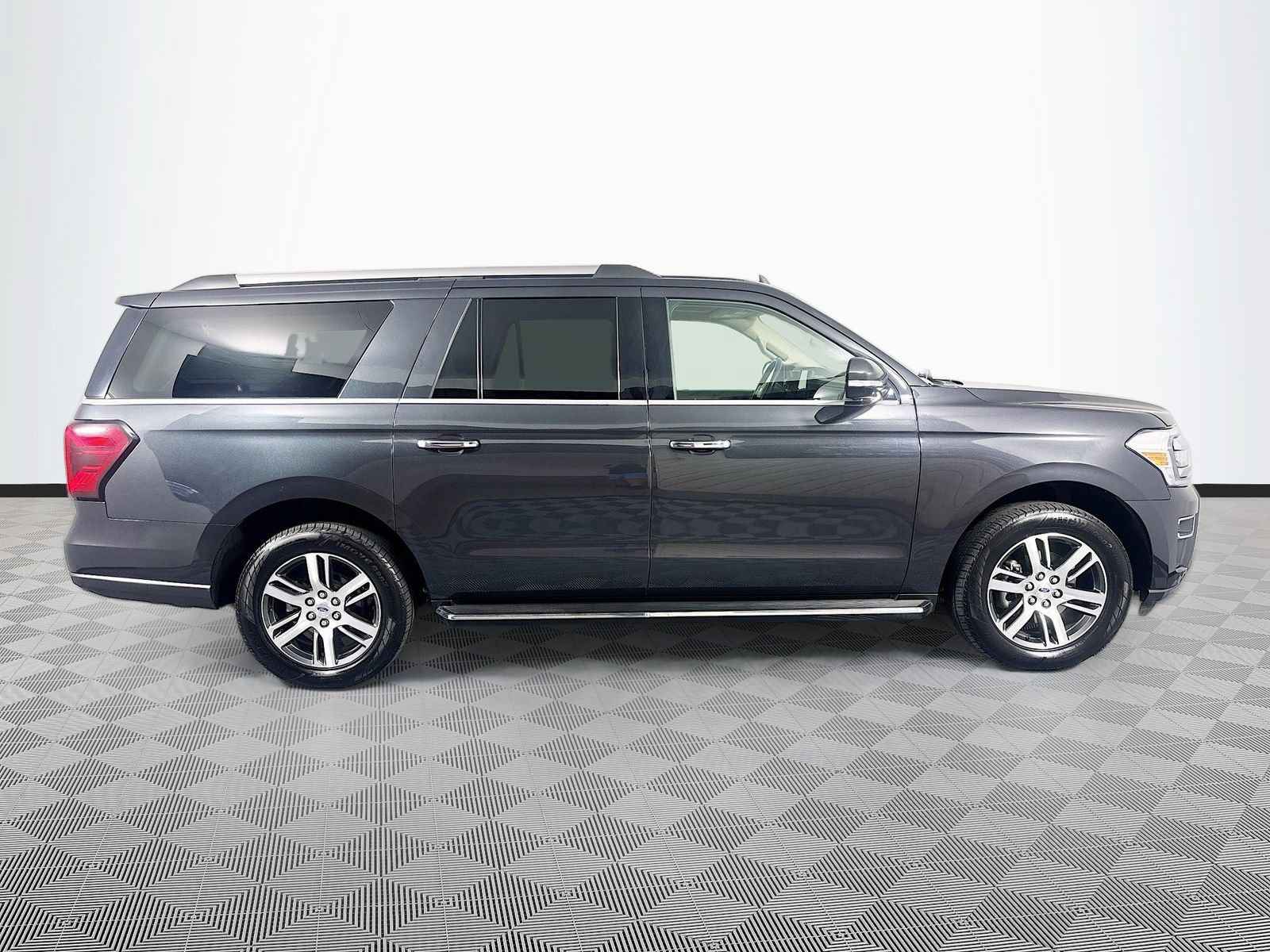 Certified 2023 Ford Expedition Max Limited RWD image 8