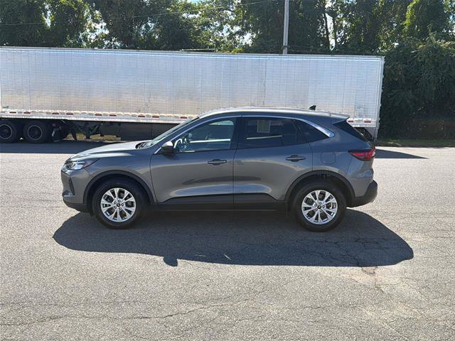 Certified 2023 Ford Escape Active AWD/4WD image 8
