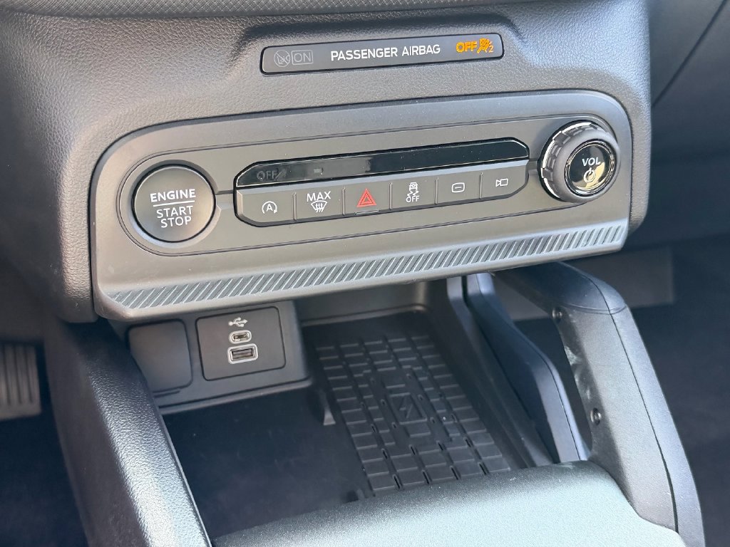 Certified 2025 Ford Bronco Sport Big Bend AWD/4WD image 24