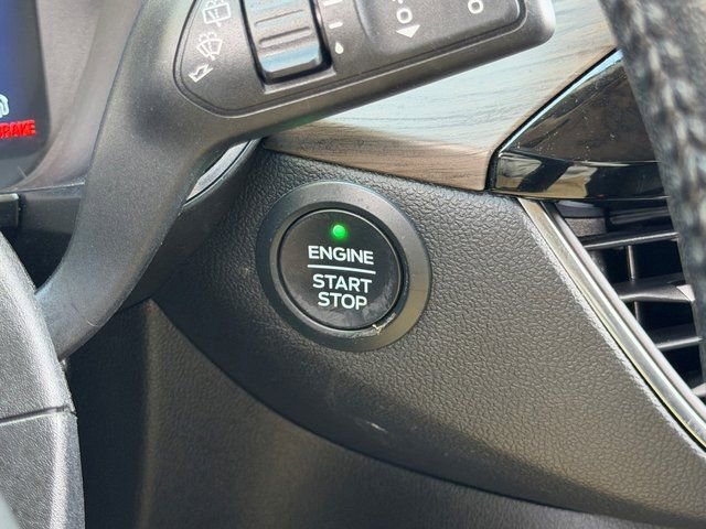 Certified 2020 Ford Escape Titanium AWD/4WD image 38