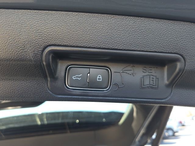 Certified 2025 Ford Explorer ST image 13