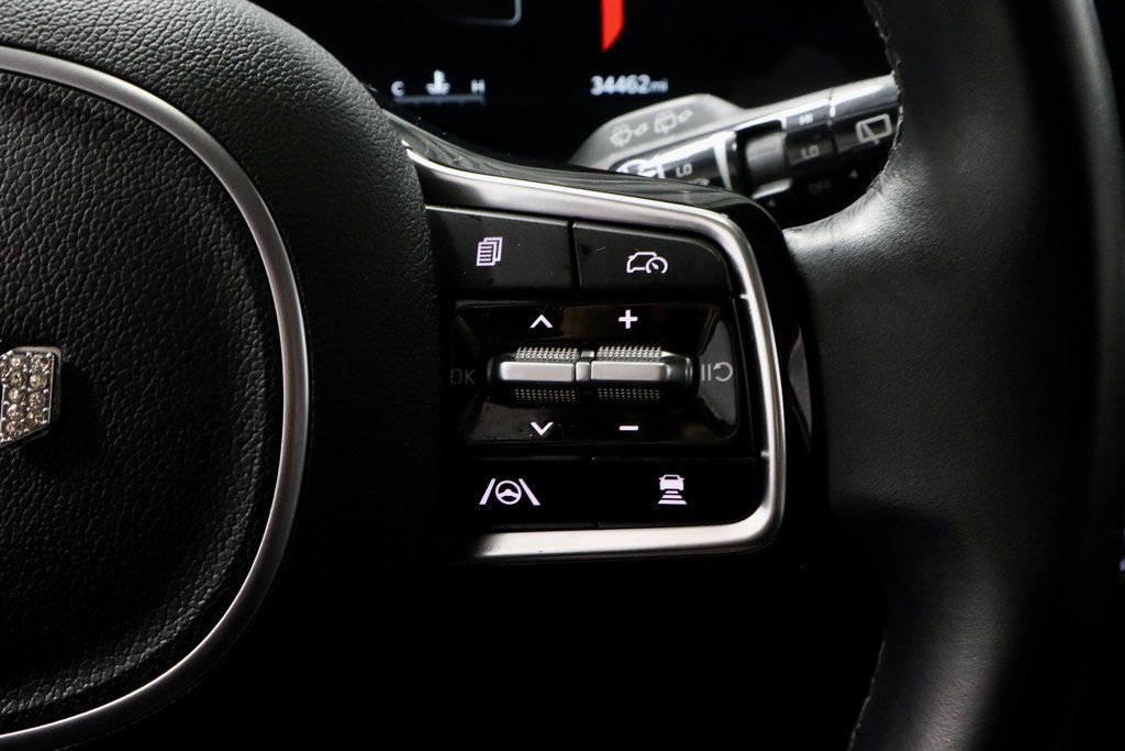 Used 2024 Kia Sorento SX image 34