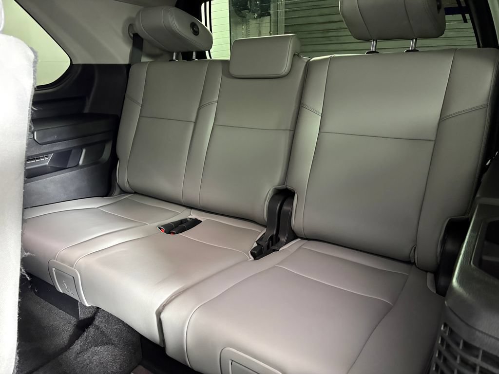 Used 2024 Toyota Sequoia Limited AWD/4WD image 32
